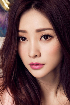 Liu Yan portrait