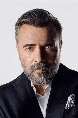 Oktay Kaynarca portrait