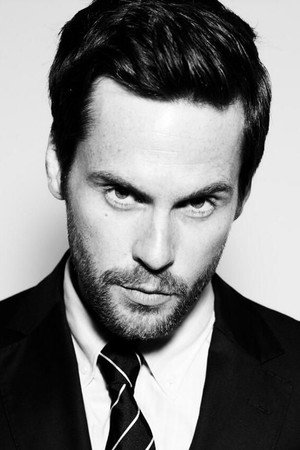 Tom Riley portrait