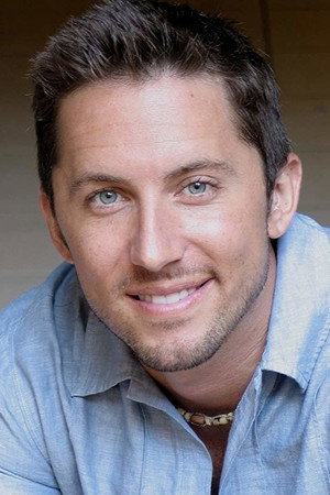 Mark Hefti portrait