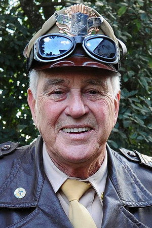 Carlos Miranda portrait