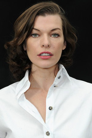 Milla Jovovich portrait