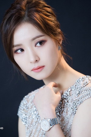 Shin Sae-kyeong portrait