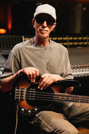 Pino Palladino portrait
