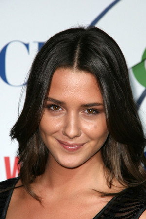 Addison Timlin portrait