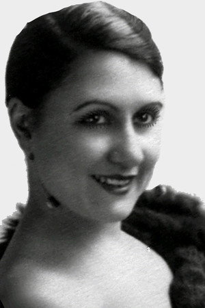 Lea Conti portrait