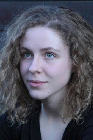 Laura Perrudin portrait