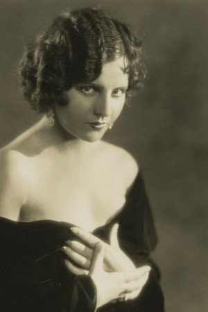 Maria Alba portrait