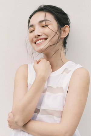 Maria Zhang portrait