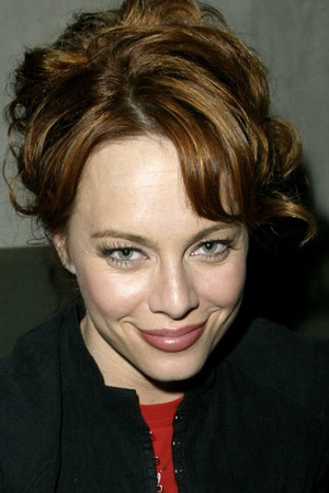 Melinda Clarke portrait