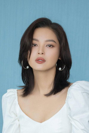 Xin Zhilei portrait