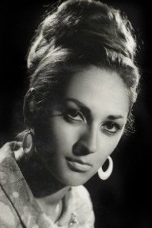 Nur İnsel Kırkanahtar portrait