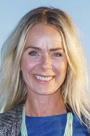 Anne Glad portrait