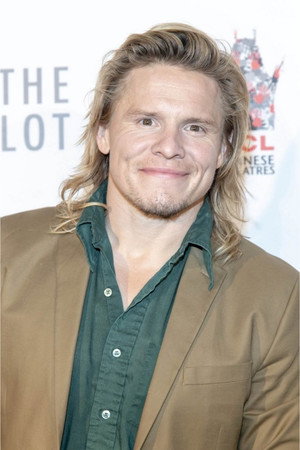 Tony Cavalero portrait