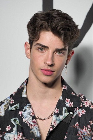 Manu Ríos portrait