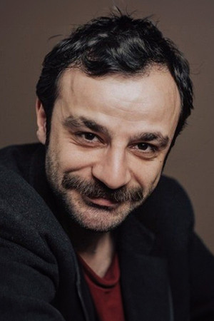 Güven Murat Akpınar portrait