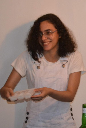 Mari Santos portrait