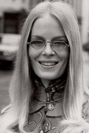 Lynn Kellogg portrait