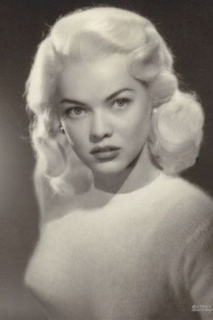 Dona Drake portrait