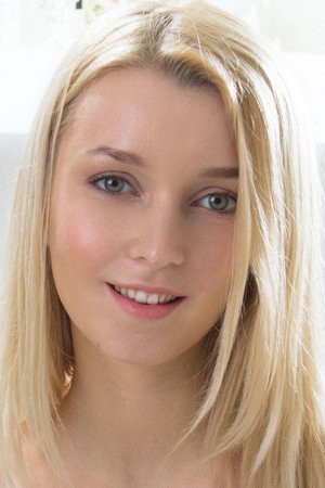 Amaris portrait