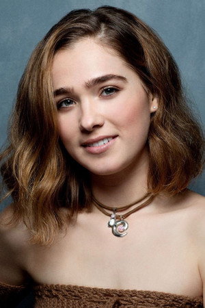 Haley Lu Richardson portrait