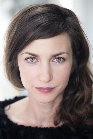 Émilie Caen portrait