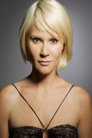 Tara Buck portrait