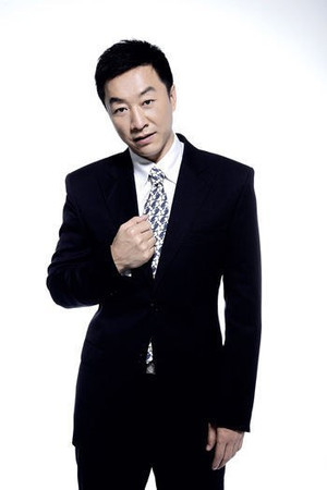 Cao Kenan portrait