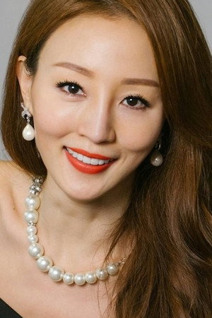 Eunis Chan Ka-Yung portrait