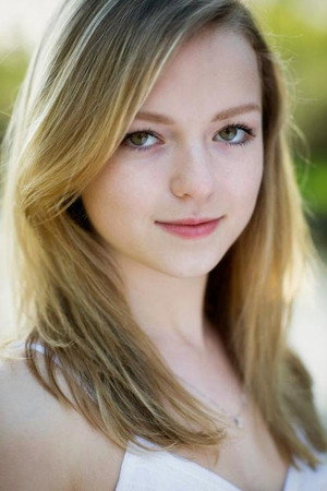 Hannah Leber portrait