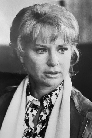 Lois Nettleton portrait