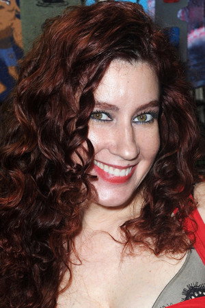Victoria De Mare portrait