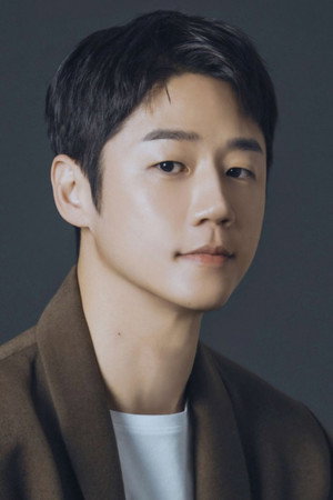 Jung Jun-won portrait