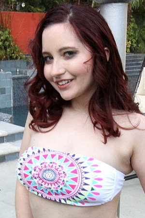 Lily Sincere portrait
