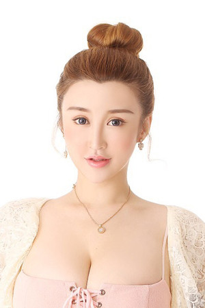 Jiang Yanxi portrait