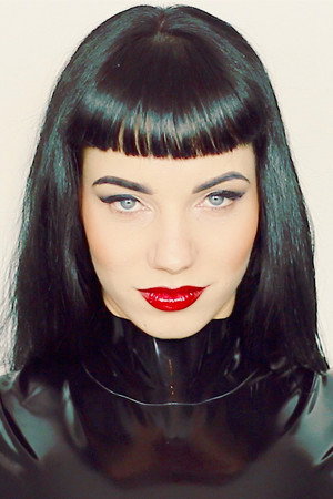Vivi Sterling portrait