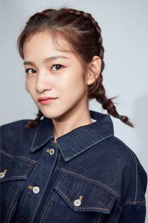Xu Yi portrait
