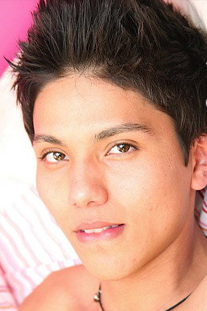 Gabriel Valentino portrait