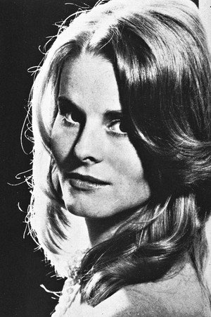 Madeleine Hinde portrait