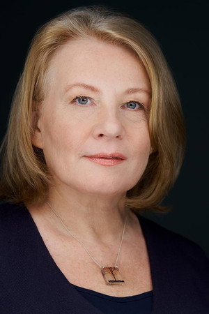 Elizabeth Saunders portrait