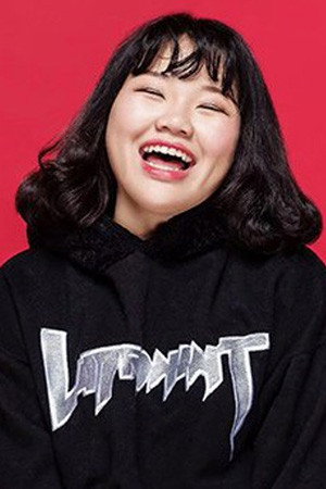 Liao Yueying portrait