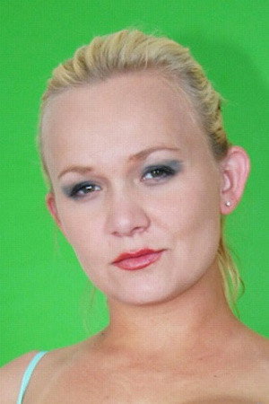 Katie Gold portrait