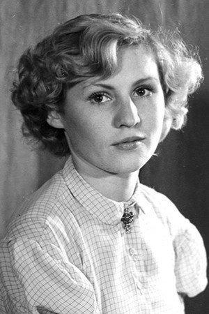 Nina Gulyayeva portrait