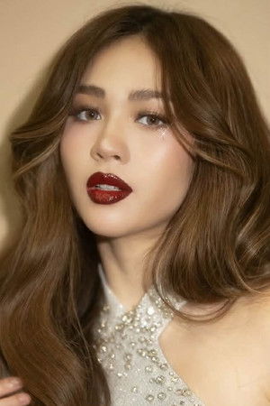 Janella Salvador portrait