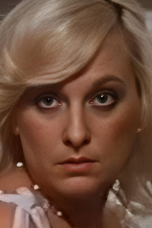 Eva Bassan portrait