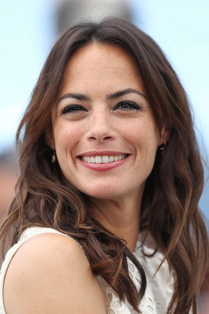 Bérénice Bejo portrait