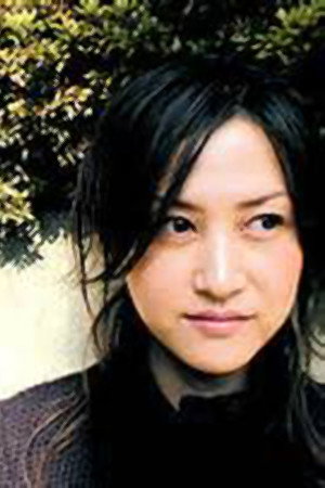 Tomoko Aizawa portrait