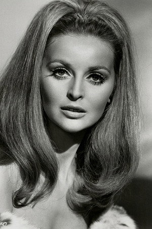 Samantha Jones portrait