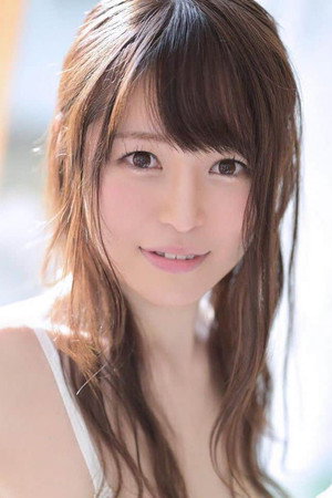 Himari Imai portrait