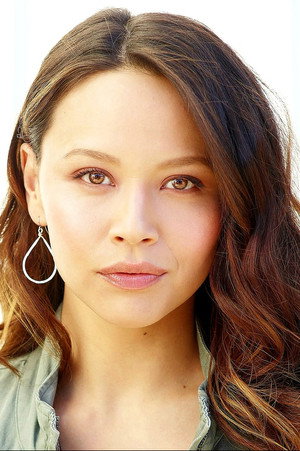 Melissa O'Neil portrait